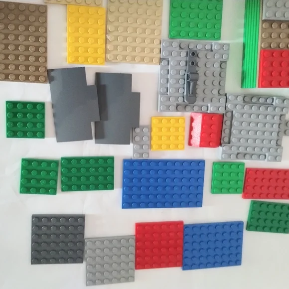 Lego 1 Pound Baseplate Lot - Picture 5 of 14